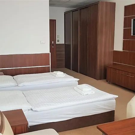 Student House Apartahotel Bratislava