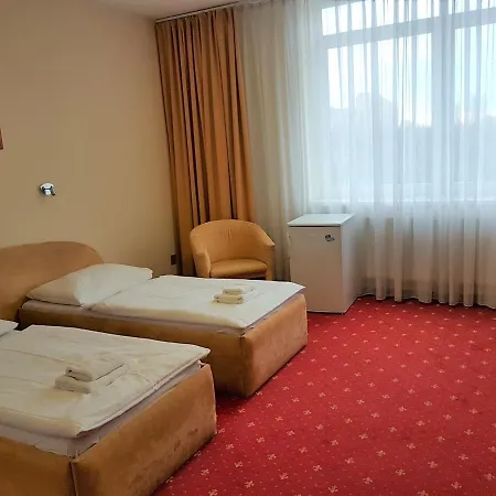 Student House Apartahotel *