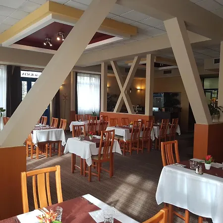 Student House Apartahotel Bratislava